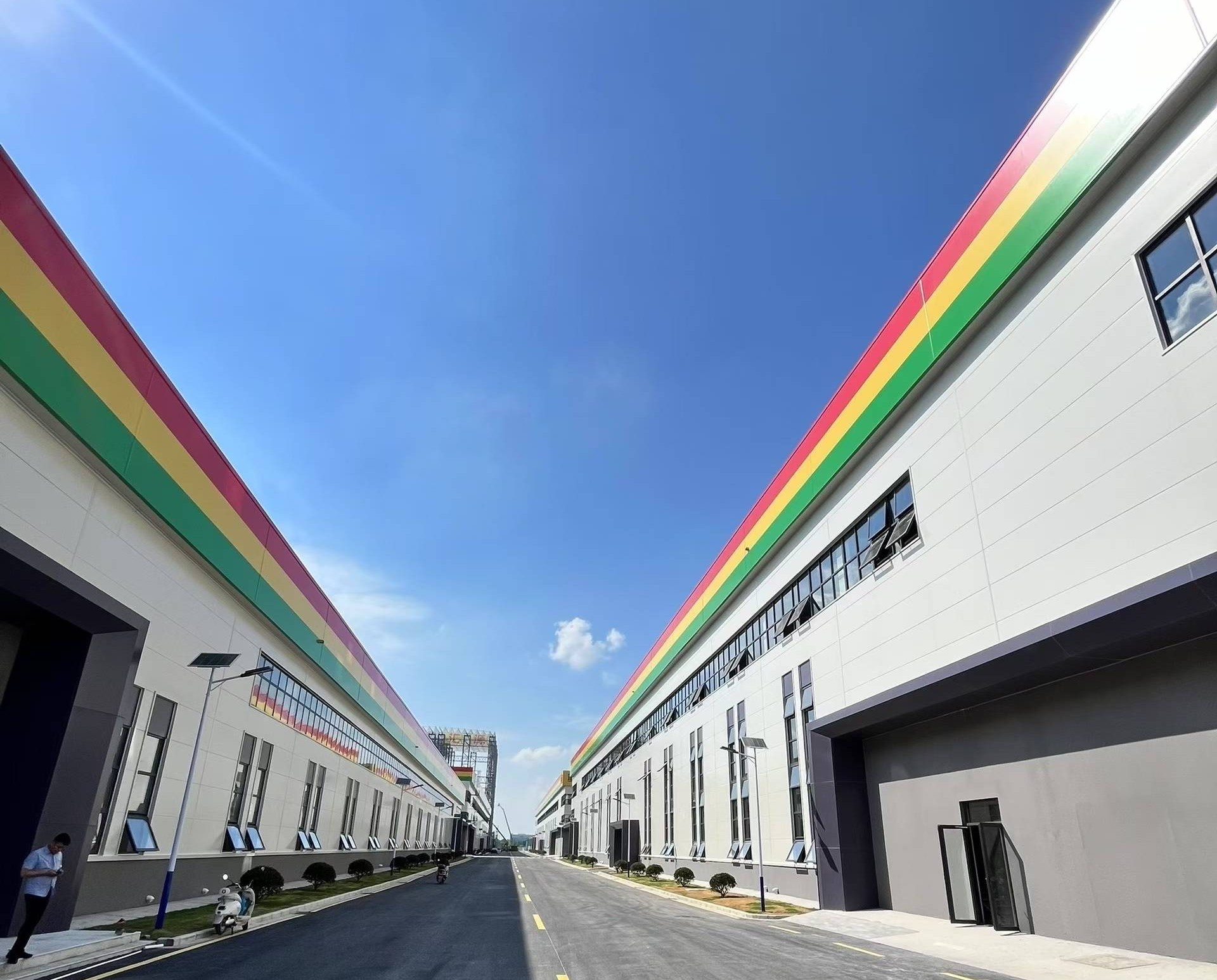 Aerial view of 8,000m² Huiyuan juice processing plant