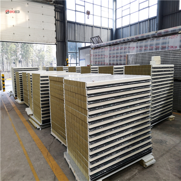 Sandwich-Panel-BRD (805)