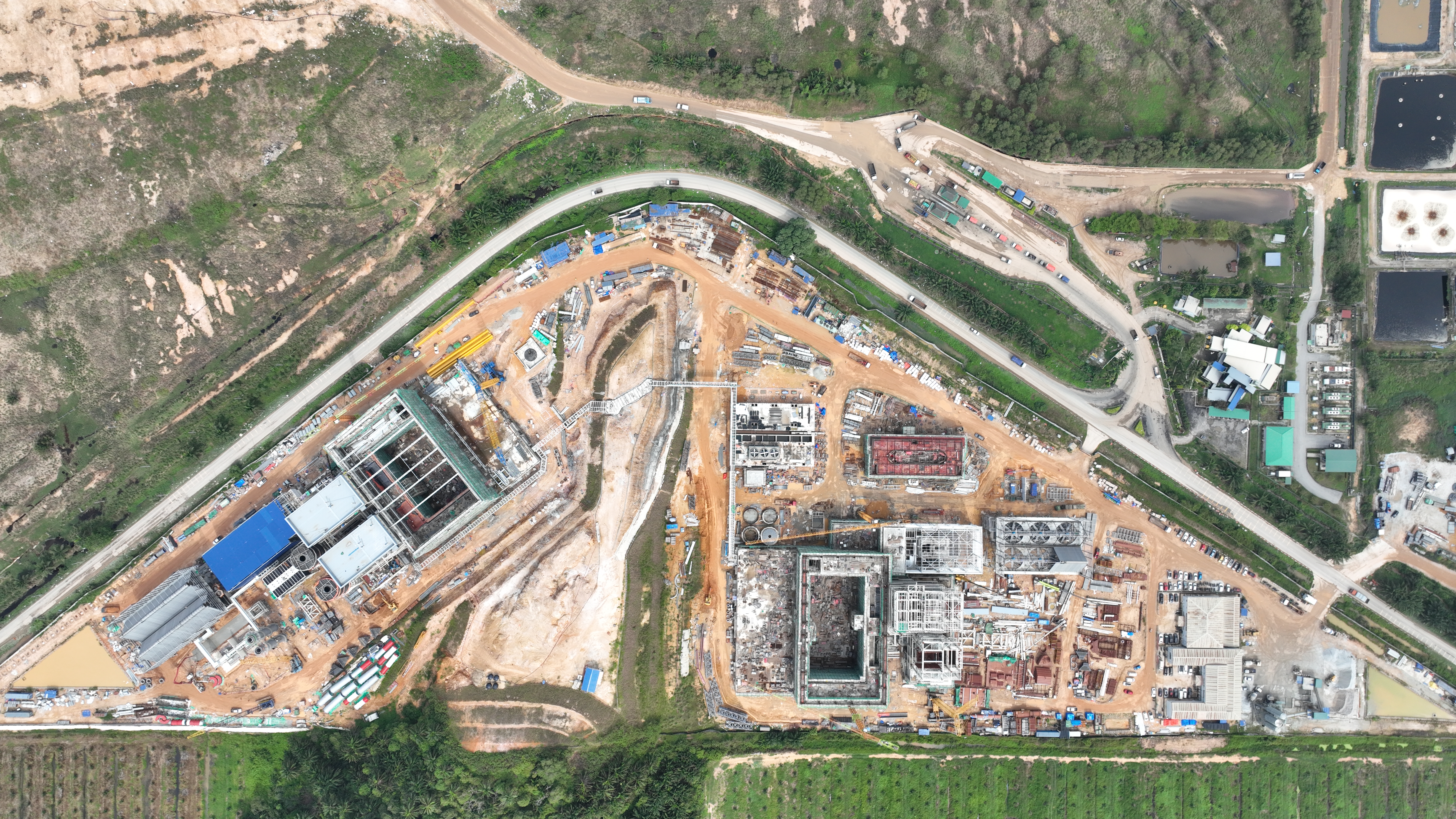 Exterior view of Selangor WTE facility with BRD wall panels