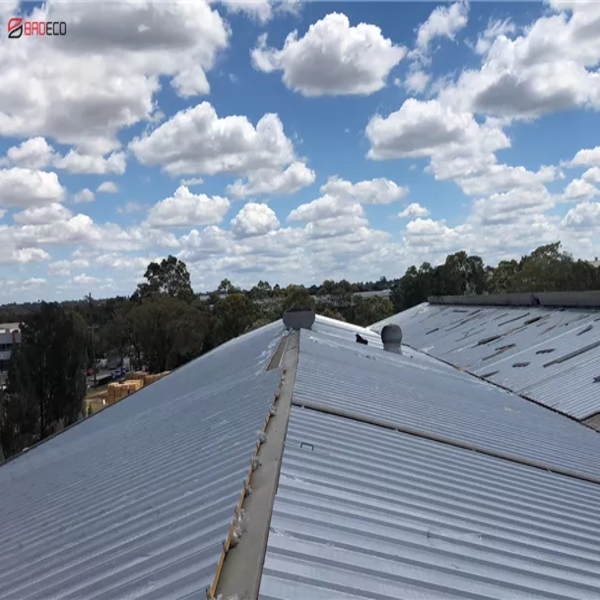 Polyurethane Roofing Panels: Ideal for Factories, Warehouses, And Homes