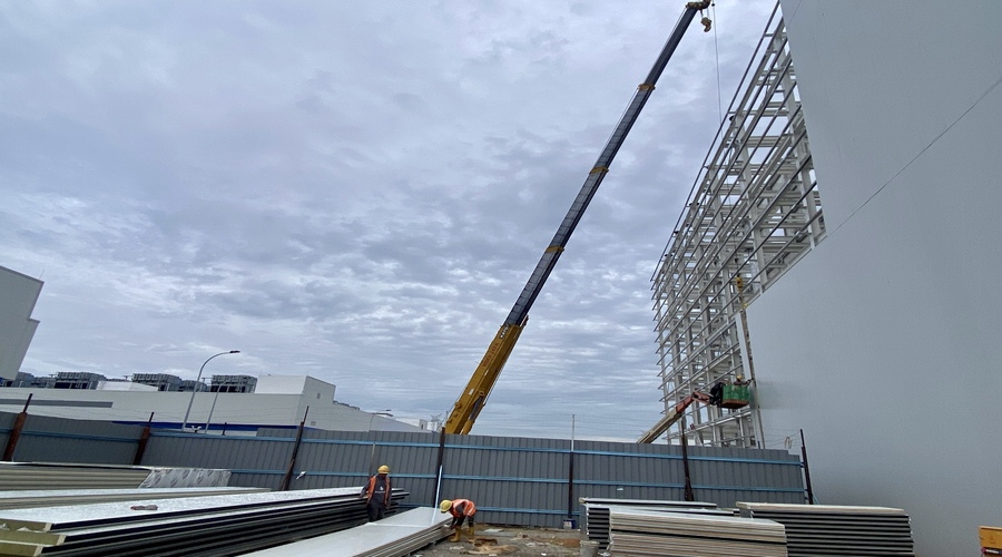 Fire-resistant Rockwool panels installed in warehouse wall