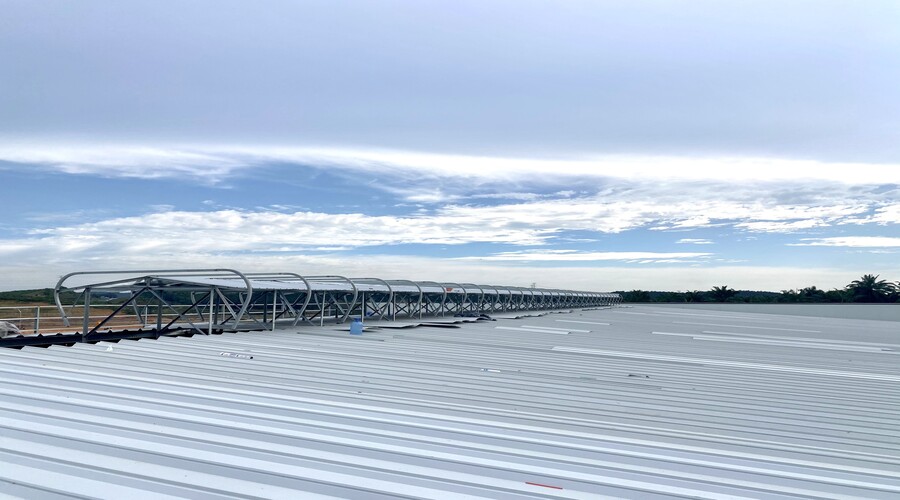 Metal deck flooring system used in BRD’s data center project